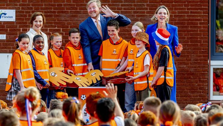 ZEEWOLDE - King Willem-Alexander will give the starting signal for the King s Games during the national opening at public primary school Panta Rhei and ICB Kaleidoscoop in Zeewolde. Traditionally, the King s Games start with the joint King s Breakfast. Subsequently, the King will open the games and visit various sports and games activities. ROBIN UTRECHT ANP netherlands out - belgium out  Copyright: xx x556000881x originalFilename: 556000881.jpg