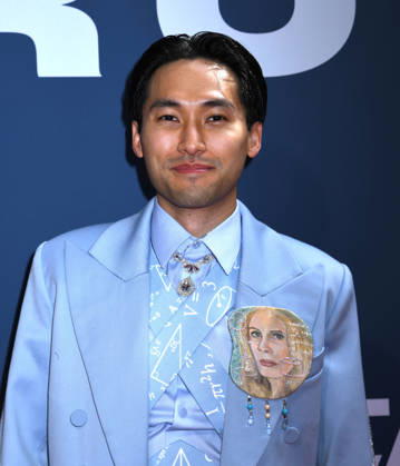April 16, 2026, New York, Ny, United States: Jin Ha poses outside the theatre at his Broadway Opening Night of Proof . Held at the Booth Theatre in New York. Zuma Press April 16, 2026. New York United States - ZUMAp281 20260416_zea_p281_063 Copyright: xPhotoxImagexPressx