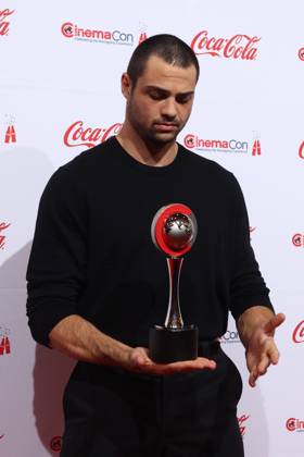 Noah Centineo at arrivals for CinemaCon 2026 Big Screen Achievement Awards, OMNIA Nightclub, The Dolby Colosseum, Caesars Palace, Las Vegas, NV, April 16, 2026. Photo By: JA Everett Collection CinemaCon 2026 Big Screen Achievement Awards PUBLICATIONXNOTxINxCANxCHNxFRAxITAxJPNxNORxPOLxRUSxESPxUKxUSA