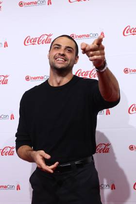 Noah Centineo at arrivals for CinemaCon 2026 Big Screen Achievement Awards, OMNIA Nightclub, The Dolby Colosseum, Caesars Palace, Las Vegas, NV, April 16, 2026. Photo By: JA Everett Collection CinemaCon 2026 Big Screen Achievement Awards PUBLICATIONXNOTxINxCANxCHNxFRAxITAxJPNxNORxPOLxRUSxESPxUKxUSA
