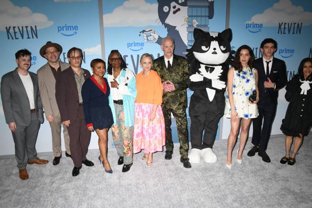 Dan Murphy, Joe Wengert, Gil Ozeri, Quinta Brunson, Whoopi Goldberg, Amy Sedaris, John Waters, Kevin the Cat, Aubrey Plaza, Joe Locke, Aparna Nancherla at arrivals for KEVIN Special Screening, Metrograph, New York, NY, April 16, 2026. Photo By: Quoin Pics Everett Collection KEVIN Special Screening PUBLICATIONXNOTxINxCANxCHNxFRAxITAxJPNxNORxPOLxRUSxESPxUKxUSA