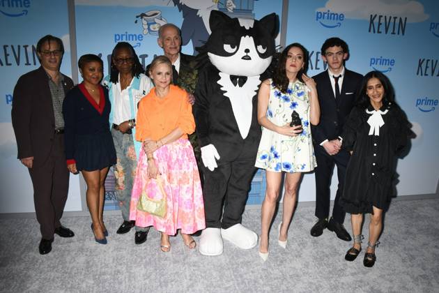 Gil Ozeri, Quinta Brunson, Whoopi Goldberg, Amy Sedaris, John Waters, Kevin the Cat, Aubrey Plaza, Joe Locke, Aparna Nancherla at arrivals for KEVIN Special Screening, Metrograph, New York, NY, April 16, 2026. Photo By: Quoin Pics Everett Collection KEVIN Special Screening PUBLICATIONXNOTxINxCANxCHNxFRAxITAxJPNxNORxPOLxRUSxESPxUKxUSA