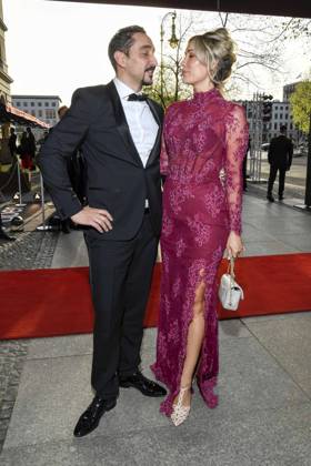 ABB PRESSEBALL-Eko Fresh mit Ehefrau Sarah Bora zu Gast auf dem 73.Bundespresseball im Hotel Adlon Kempinski am 17.04.2026 in Berlin