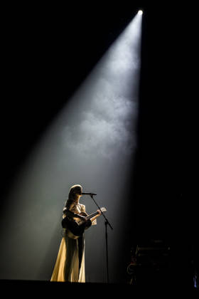 Tina Dickow live in Copenhagen, Denmark Copenhagen, Denmark. 17th, April 2026. The Danish singer and songwriter er Tina Dickow performs a live concert at Royal Arena in Copenhagen. Denmark, Copenhagen  Copyright: xGonzalesxPhoto LassexLagonix