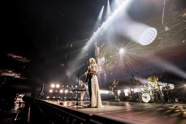 Tina Dickow live in Copenhagen, Denmark Copenhagen, Denmark. 17th, April 2026. The Danish singer and songwriter er Tina Dickow performs a live concert at Royal Arena in Copenhagen. Denmark, Copenhagen  Copyright: xGonzalesxPhoto LassexLagonix
