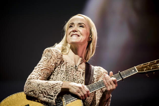 Tina Dickow live in Copenhagen, Denmark Copenhagen, Denmark. 17th, April 2026. The Danish singer and songwriter er Tina Dickow performs a live concert at Royal Arena in Copenhagen. Denmark, Copenhagen  Copyright: xGonzalesxPhoto LassexLagonix