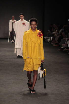 RIO DE JANEIRO, RJ - 17.04.2026: RIO FASHION WEEK 2026 - Fashion show by the brand Apartamento 03 on the third day of Rio Fashion Week 2026, at Pier Maua, Rio de Janeiro. x2927291x  CarlosxEliasxJunior