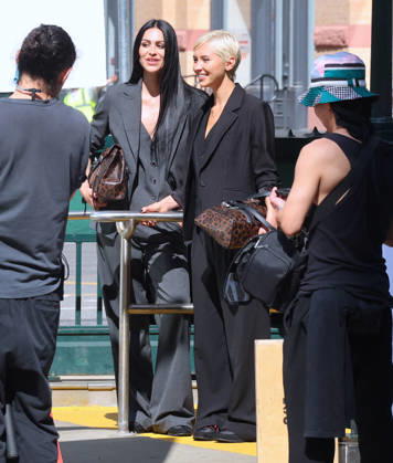 Amelia Gray and Iris Law during a photoshoot in New York Models Amelia Gray Hamlin and Iris Law are doing a photoshoot of DKNY in Tribeca, New York on April 17, 2026. Photo by Dylan Travis ABACAPRESS.COM New York NY  Copyright: xDylanxTravis ABACAx