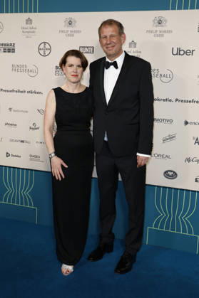 Melissa Eddy und Michael Fischer beim 73. Bundespresseball 2026 im Hotel Adlon Kempinski. Berlin, 17.04.2026