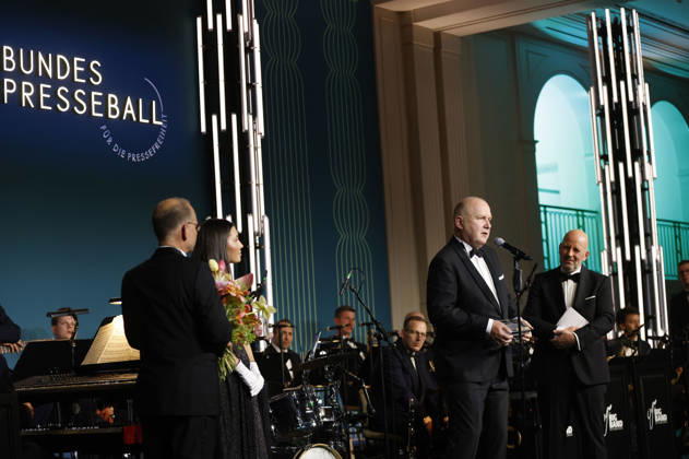 Andreas Rinke und Mathis Feldhoff beim 73. Bundespresseball 2026 im Hotel Adlon Kempinski. Berlin, 17.04.2026