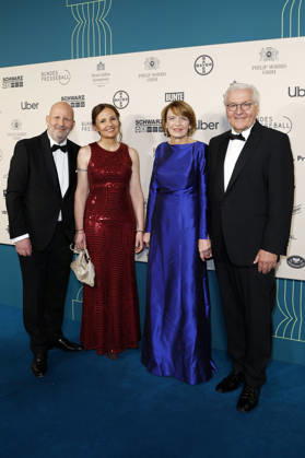 Mathis Feldhoff, Regina Kramer, Elke Büdenbender und Frank-Walter Steinmeier beim 73. Bundespresseball 2026 im Hotel Adlon Kempinski. Berlin, 17.04.2026