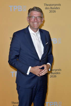 Wolfram Weimer bei der Verleihung des Theaterpreises des Bundes 2026 im Haus der Berliner Festspiele . Berlin, 17.04.2026