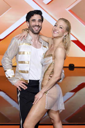 Schauspieler Jan Kittmann (GZSZ) und Tänzerin Kathrin Menzinger bei der sechsten Tanzshow der 19. Staffel der RTL-Tanzshow Lets Dance im Coloneum. Köln, 17.04.2026 NRW Deutschland Copyright: xChristophxHardtx
