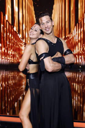 Sportler Joel Mattli und Tänzerin Malika Dzumaev bei der sechsten Tanzshow der 19. Staffel der RTL-Tanzshow Lets Dance im Coloneum. Köln, 17.04.2026 NRW Deutschland Copyright: xChristophxHardtx