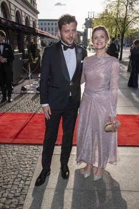 ABB PRESSEBALL- Felix Banaszak und Frau Charlotte Obermeier Bundesvorsitzender von Buendnis 90 Die Gruenen, zu Gast auf dem 73.Bundespresseball im Hotel Adlon Kempinski am 17.04.2026 in Berlin