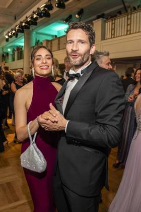ABB PRESSEBALL- Danielle Bezaire und Arne Friedrich Freundin beim tanzen zu Gast auf dem 73.Bundespresseball im Hotel Adlon Kempinski am 17.04.2026 in Berlin