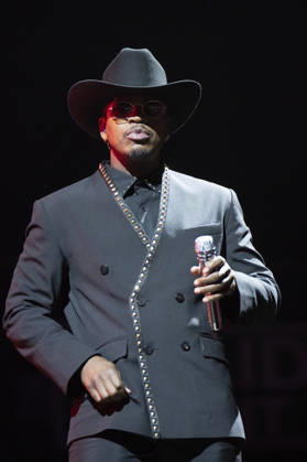 Ne-Yo Performs in Madrid, Spain - 17 Apr 2026 Singer Shaffer Chimere Smith, better known as Ne-Yo, performs live during a concert at the Movistar Arena in Madrid. Madrid Spain Copyright: xAtilanoxGarciax xSOPAxImagesx photos13600