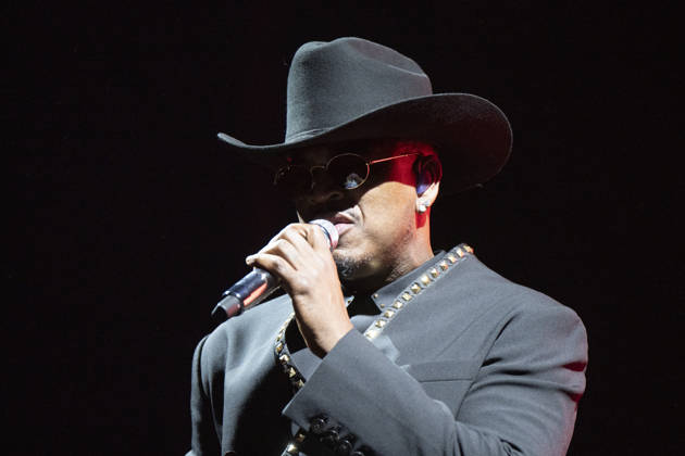Ne-Yo Performs in Madrid, Spain - 17 Apr 2026 Singer Shaffer Chimere Smith, better known as Ne-Yo, performs live during a concert at the Movistar Arena in Madrid. Madrid Spain Copyright: xAtilanoxGarciax xSOPAxImagesx photos13606