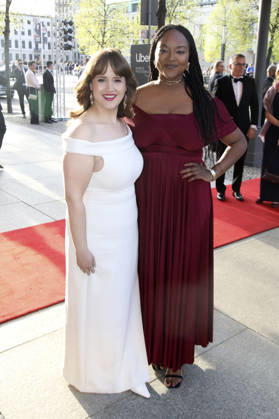 Ricarda Lang und Aminata Toure beim 73. Bundespresseball 2026 im Hotel Adlon Kempinski. Berlin, 17.04.2026