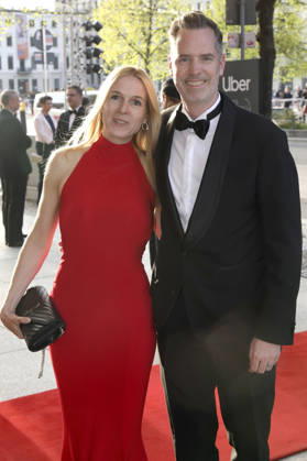 Christian Dürr mit Ehefrau Jennifer beim 73. Bundespresseball 2026 im Hotel Adlon Kempinski. Berlin, 17.04.2026