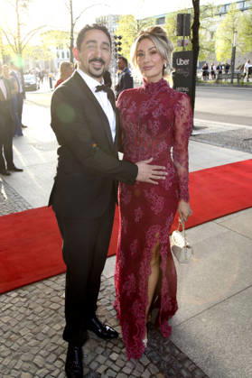 Eko Fresh mit Ehefrau Sarah Bora beim 73. Bundespresseball 2026 im Hotel Adlon Kempinski. Berlin, 17.04.2026