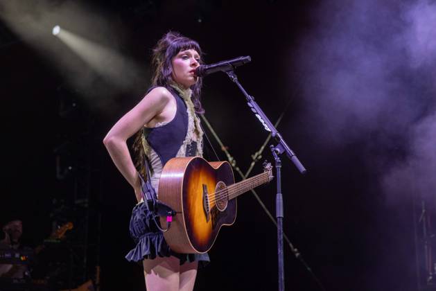 April 17, 2026, Indio, California, U.S: Musician HOLLY HUMBERSTONE during Coachella Valley Music and Arts Festival at Empire Polo Club in Indio, California Indio U.S  - ZUMAs135 20260417_zap_s135_040 Copyright: xDanielxDeSloverx