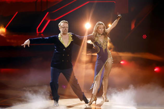Entertainer Ross Antony und Profitänzerin Mariia Maksina bei der sechsten Tanzshow der 19. Staffel der RTL-Tanzshow Lets Dance im Coloneum. Ross Antony läuft Blut übers Gesicht, nachdem er sich beim Tanz eine blutende Wunde zugezogen hat. Köln, 17.04.2026 NRW Deutschland Copyright: xChristophxHardtx