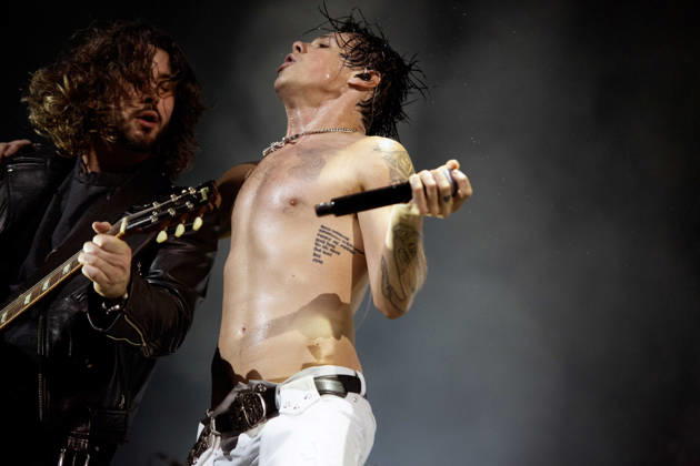Yungblud live at First Direct Bank Arena, Leeds, UK, 17 April 2026. Yungblud performing live at First Direct Bank Arena, Leeds, UK, 17 April 2026., Credit:Hels MIllington Avalon  Copyright: xHelsxMIllingtonx xAvalonx 1092427964