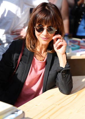 Sophie Marceau attends the 5th Paris Book Festival at the Grand Palais in Paris, France, on April 18, 2026 On April 17, 18 and 19, 2026, the Paris Book Festival will celebrate books and reading, in all its forms, for all audiences Denis Guignebourg Bestimage Sophie Marceau attends the 5th Paris Book Festival at the Grand Palais in Paris, France, on April 18, 2026 France Copyright: xDenisxGuignebourgx xBestimagexDenisxGuignebourgx xBestimagex