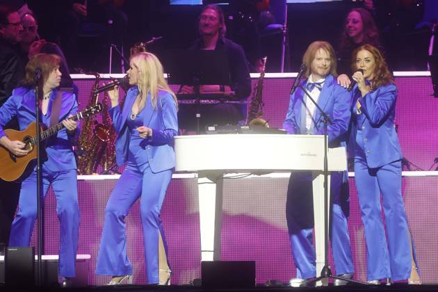 18.04.2026, Abbamania - die Show, Konzert in der Uber Arena in Berlin, Tributeshow, 50 Jahre Dancing Queen, Berlin Deutschland, Germany