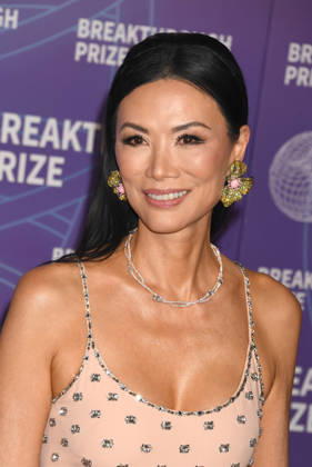 SANTA MONICA, CA - APRIL 18: Wendi Deng Murdoch at the 12th Breakthrough Prize Ceremony on April 18, 2026 at Barker Hangar in Santa Monica, California. Copyright: xJeffreyxMayer MediaPunchx