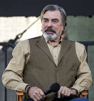 April 18, 2026 - Los Angeles, California, USA - TOM SELLECK speaks at the 2026 Los Angeles Times Festival of Books on the campus of the University of Southern California. Los Angeles USA - ZUMAce6_ 20260418_zaf_ce6_011 Copyright: xBrianxCahnx