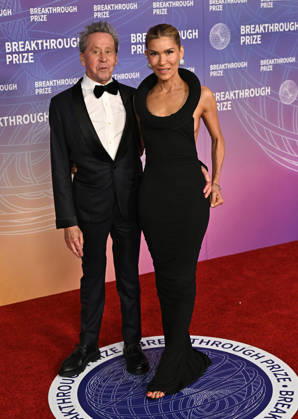 2026 Breakthrough Prize Ceremony Brian Grazer and Veronica Smiley Grazer arriving to the 12th Breakthrough Prize Ceremony held at Barker Hangar on April 18, 2026 in Santa Monica, CA. Santa Monica Barker Hangar California USA Copyright: xStarbuck xAFF-USA.COMx