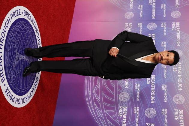 12th Breakthrough Prize Ceremony SANTA MONICA, CALIFORNIA - APRIL 18: Lionel Richie attend the 12th Breakthrough Prize Ceremony at Barker Hangar on April 18, 2026 in Santa Monica, California Credit: AdMedia EDITORIAL USE ONLY  Copyright: xx AdMediax admphotostwo982941
