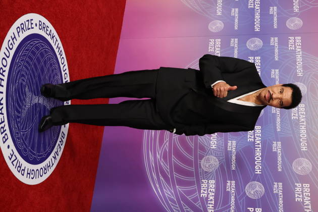 12th Breakthrough Prize Ceremony SANTA MONICA, CALIFORNIA - APRIL 18: Lionel Richie attend the 12th Breakthrough Prize Ceremony at Barker Hangar on April 18, 2026 in Santa Monica, California Credit: AdMedia EDITORIAL USE ONLY  Copyright: xx AdMediax admphotostwo982962