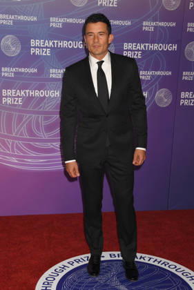 SANTA MONICA, CA - APRIL 18: Orlando Bloom at the 2026 Breakthrough Prize on April 18, 2026 at Barker Hangar in Santa Monica, California. Copyright: xJeffreyxMayer MediaPunchx