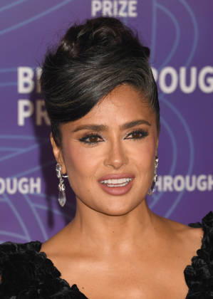 SANTA MONICA, CA - APRIL 18: Salma Hayek at the 2026 Breakthrough Prize on April 18, 2026 at Barker Hangar in Santa Monica, California. Copyright: xJeffreyxMayer MediaPunchx