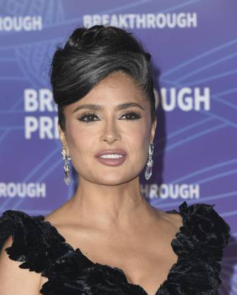 Salma Hayek at arrivals for 12th Breakthrough Prize Ceremony, Barker Hangar, Santa Monica, CA, April 18, 2026. Photo By: Elizabeth Goodenough Everett Collection 12th Breakthrough Prize Ceremony PUBLICATIONXNOTxINxCANxCHNxFRAxITAxJPNxNORxPOLxRUSxESPxUKxUSA