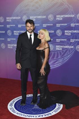 Matthew Rutler, Christina Aguilera at arrivals for 12th Breakthrough Prize Ceremony - Part 2, Barker Hangar, Santa Monica, CA, April 18, 2026. Photo By: Elizabeth Goodenough Everett Collection 12th Breakthrough Prize Ceremony - Part 2 PUBLICATIONXNOTxINxCANxCHNxFRAxITAxJPNxNORxPOLxRUSxESPxUKxUSA