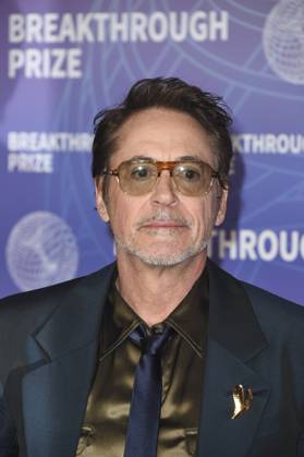 Robert Downey Jr. at arrivals for 12th Breakthrough Prize Ceremony - Part 2, Barker Hangar, Santa Monica, CA, April 18, 2026. Photo By: Elizabeth Goodenough Everett Collection 12th Breakthrough Prize Ceremony - Part 2 PUBLICATIONXNOTxINxCANxCHNxFRAxITAxJPNxNORxPOLxRUSxESPxUKxUSA