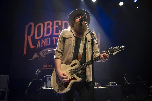Robert Jon & The Wreck at Shepherds Bush Empire 18 04 26 American five-piece blues rock and Southern rock band from California, Robert Jon & The Wreck perform at O2 Shepherds Bush Empire in London on 18th April 2026. Robert Jon Burrison Lead vocals, guitar Andrew Espantman Drums, backing vocals Warren Murrel Bass guitar Henry James (Schneekluth) Lead guitar, vocals Jake Abernathie Keyboards, Credit:Zoran Veselinovic Avalon UK, London, O2 Shepherds Bush Empire  Copyright: xZoranxVeselinovicx xAvalonx 1092669197