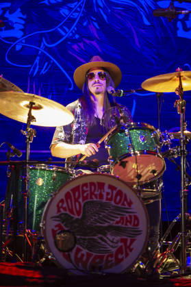 Robert Jon & The Wreck at Shepherds Bush Empire 18 04 26 American five-piece blues rock and Southern rock band from California, Robert Jon & The Wreck perform at O2 Shepherds Bush Empire in London on 18th April 2026. Robert Jon Burrison Lead vocals, guitar Andrew Espantman Drums, backing vocals Warren Murrel Bass guitar Henry James (Schneekluth) Lead guitar, vocals Jake Abernathie Keyboards, Credit:Zoran Veselinovic Avalon UK, London, O2 Shepherds Bush Empire  Copyright: xZoranxVeselinovicx xAvalonx 1092669246
