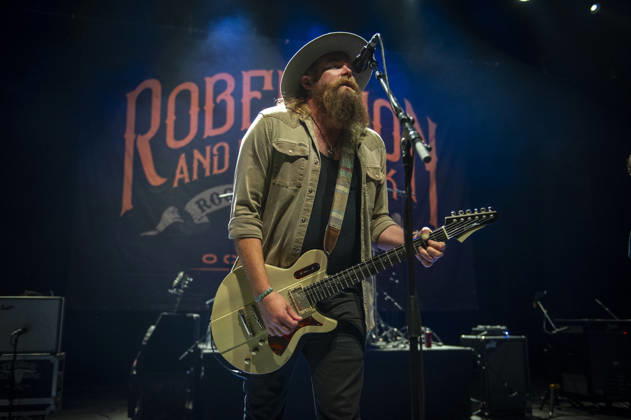 Robert Jon & The Wreck at Shepherds Bush Empire 18 04 26 American five-piece blues rock and Southern rock band from California, Robert Jon & The Wreck perform at O2 Shepherds Bush Empire in London on 18th April 2026. Robert Jon Burrison Lead vocals, guitar Andrew Espantman Drums, backing vocals Warren Murrel Bass guitar Henry James (Schneekluth) Lead guitar, vocals Jake Abernathie Keyboards, Credit:Zoran Veselinovic Avalon UK, London, O2 Shepherds Bush Empire  Copyright: xZoranxVeselinovicx xAvalonx 1092669203