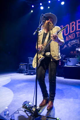 Robert Jon & The Wreck at Shepherds Bush Empire 18 04 26 American five-piece blues rock and Southern rock band from California, Robert Jon & The Wreck perform at O2 Shepherds Bush Empire in London on 18th April 2026. Robert Jon Burrison Lead vocals, guitar Andrew Espantman Drums, backing vocals Warren Murrel Bass guitar Henry James (Schneekluth) Lead guitar, vocals Jake Abernathie Keyboards, Credit:Zoran Veselinovic Avalon UK, London, O2 Shepherds Bush Empire  Copyright: xZoranxVeselinovicx xAvalonx 1092669223