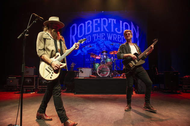Robert Jon & The Wreck at Shepherds Bush Empire 18 04 26 American five-piece blues rock and Southern rock band from California, Robert Jon & The Wreck perform at O2 Shepherds Bush Empire in London on 18th April 2026. Robert Jon Burrison Lead vocals, guitar Andrew Espantman Drums, backing vocals Warren Murrel Bass guitar Henry James (Schneekluth) Lead guitar, vocals Jake Abernathie Keyboards, Credit:Zoran Veselinovic Avalon UK, London, O2 Shepherds Bush Empire  Copyright: xZoranxVeselinovicx xAvalonx 1092669376