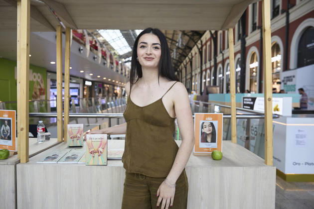 Book Fair in Príncipe Pío Madrid The writer Triana González signs copies at the Book Fair, in the Príncipe Pío shopping center, on April 19, 2026, Madrid Spain The Príncipe Pío shopping center celebrates Libro Ideas Fest, a fair that brings together thirty writers and illustrators of different genres, from illustration and thrillers to poetry, romance novels, fantasy and childrens literature 19 APRIL 2026 Jesús Hellí Madrid Madrid Madrid Spain  Copyright: xJesusxHellinx 7452943