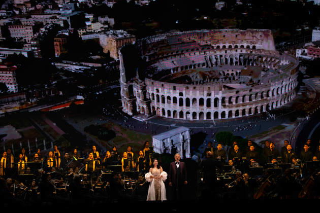 April 18, 2026, Mexico City, Mexico: Italian tenor ANDREA BOCELLI performed a free concert at the Zocalo in Mexico City, accompanied by the Mineria Symphony Orchestra and with Los Angeles Azules and XIMENA SARINANA as special guests. Mexico City Mexico  - ZUMAl178 20260418_znp_l178_055 Copyright: xCristianxLeyvax