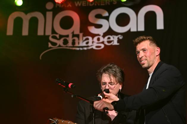 18.04.2026, Max Weidners Mia San Schlager 2.0, in der Festhalle Waldmünchen, Bayern, Deutschland (GER), im Bild: Ramon Roselly,