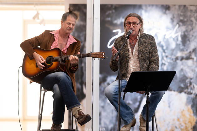 Tuebingen, NKT Charity Auktion fuer Kinder - zugunsten des Bewegt Euch e.V., 18.04.2026 Der deutsche Musiker Dieter Thomas Kuhn eroeffnet die Auktion