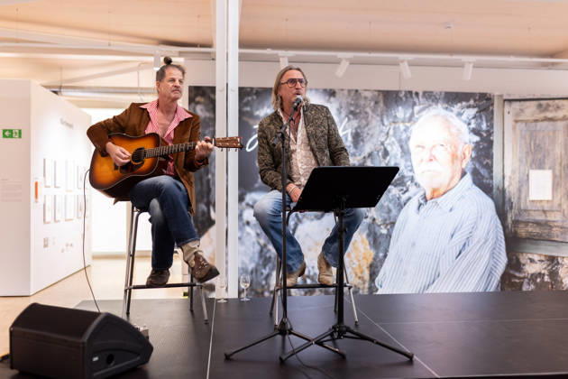 Tuebingen, NKT Charity Auktion fuer Kinder - zugunsten des Bewegt Euch e.V., 18.04.2026 Der deutsche Musiker Dieter Thomas Kuhn eroeffnet die Auktion